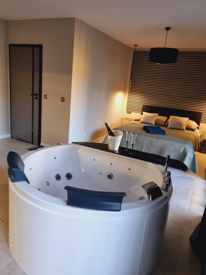 Apartament Jacuzzi Krakow Exterior photo