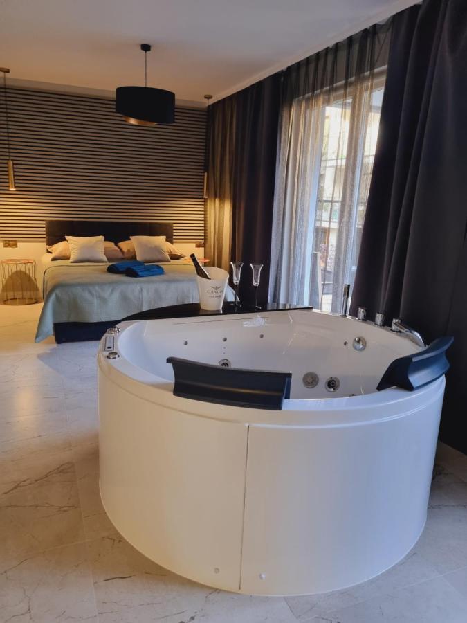 Apartament Jacuzzi Krakow Exterior photo
