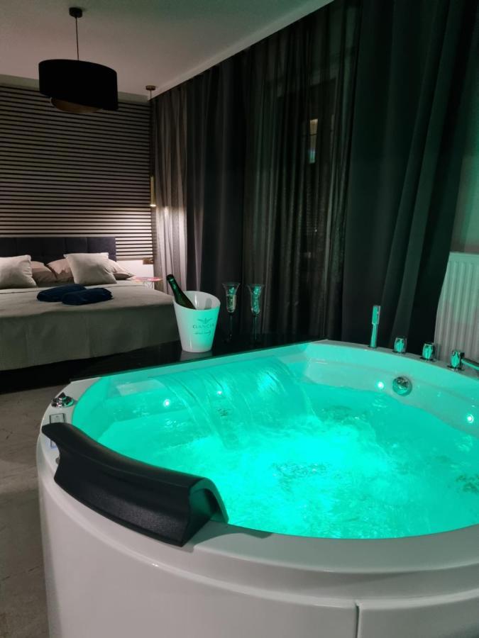Apartament Jacuzzi Krakow Exterior photo